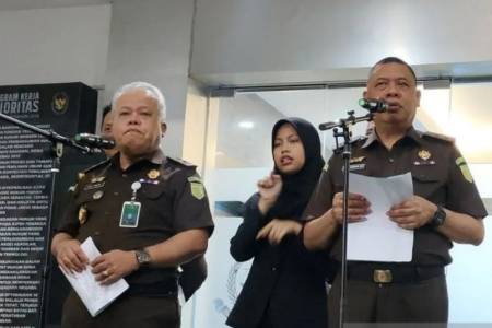 Kejagung Tetapkan 7 Tersangka Kasus KorupsiTata Kelola Minyak Mentah