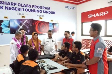 Sharp Indonesia Siapkan Tenaga Kerja Berkualitas Lewat Program Sharp Class