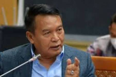 Kenaikan Pangkat Mayor Teddy Dinilai Janggal