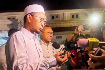 Ustad Adi Hidayat Tegaskan Pentingnya Peran Ulama Dampingi Pemerintahan