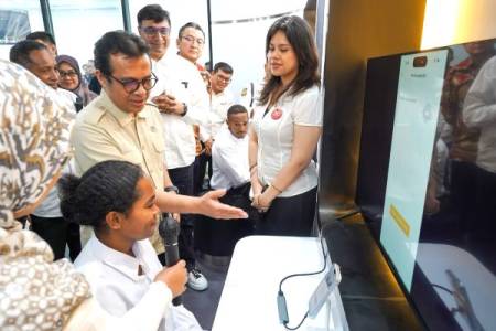 Indosat Resmikan AI Experience Center di Jayapura, Hadirkan Manfaat AI bagi Masyarakat Indonesia Timur