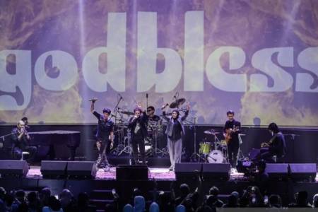 Laga Timnas Indonesia vs China: Grup Musik God Bless  akan Tampil Menghibur di GBK Senayan