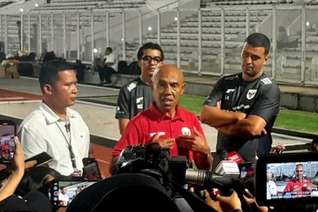 Simon Tahamata: Saya  Sukai Pemain bukan Sekadar Bertalenta, Namun juga Memiliki Teknik, Fleksibilitas, dan Mentalitas