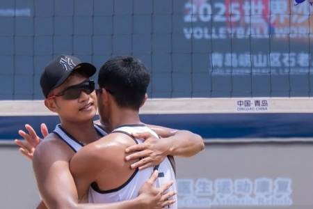 Tim Bola Voli Pantai Putra Indonesia ke Semifinal Beach Pro Tour Futures Qidong 2025