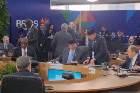 Pembukaan KTT BRICS ke-17:  Presiden Brasil Luiz Inácio Lula da Silva Sambut Khusus  Presiden Prabowo