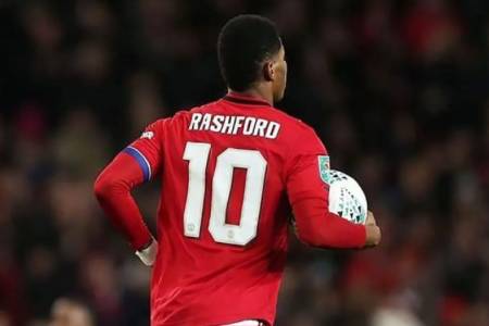 Penyerang Sayap Marcus Rashford Kian Dekat Gabung Barcelona