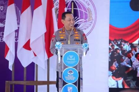 Kapolri Resmikan SMA Kemala Taruna Bhayangkara dan SMA Global Darussalam Academy di Yogyakarta 