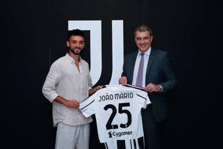 Juventus Resmi Datangkan Joao Mario dari Porto 