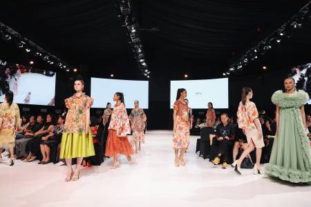 JF3 Fashion Festival 2025: 3 Desainer  APPMI Tampilkan Koleksi Simfoni Budaya dan Alam dalam Balutan Busana Kontemporer
