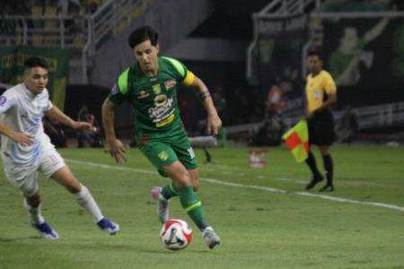 BRI Super League 2025/2026: Persebaya Dipermalukan PSIM Yogyakarta 0-1
