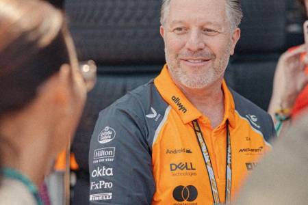 CEO McLaren, Zak Brown Beri Dukungan Penuh untuk Sean Gelael