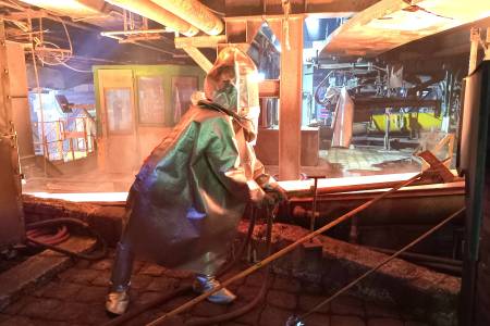 Orkestrasi MIND ID Melalui Hilirisasi,  Dongkrak Pertumbuhan Ekonomi, Hadirkan Energi Bersih