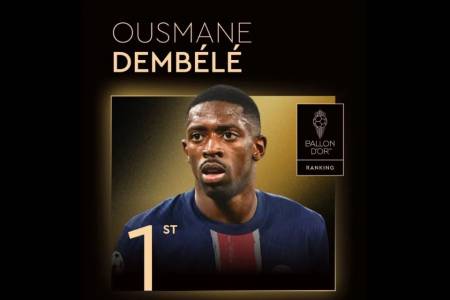 Pemain PSG, Ousmane Dembele Raih Gelar Ballon d'Or 2025