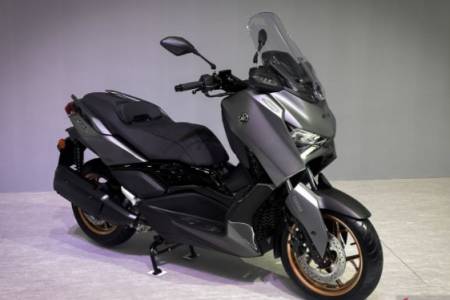 Yamaha Luncurkan Xmax Connected TechMax dengan Harga Rp75 jutaan