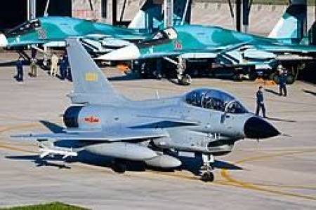 Menhan: Pesawat Jet Tempur J-10 Chengdu Segera Terbang di Jakarta