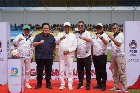 Erick Thohir dan KDM Kick Off Liga 4 Piala Gubernur Jawa Barat 2025 di Garut