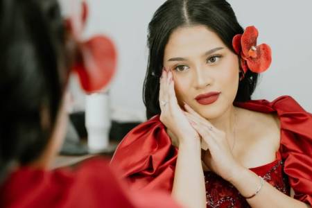 Rangkaian Luka Hati di Masa Lalu, Shabrina Leanor dalam Pop Balada "Sembuh Kembali"