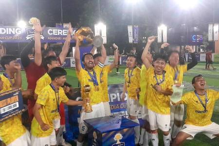 SCTV Cetak Sejarah,  Hattrick Juara Mandiri Media Cup 2025 Usai Kalahkan Skor.id di Final