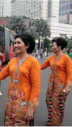 Polwan Temanggung Berkebaya; Sambut Kartini Day