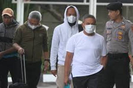 Gubernur Riau Diperiksa di Kantor KPK