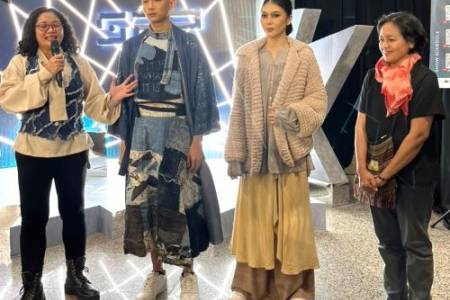 Ku-Semai Usung Koleksi New Rebel on the Block, Tampilkan Denim di Surabaya Fashion Parade 2025