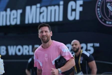 Hansi Flick Siap Latih Messi jJka kembali ke Barcelona