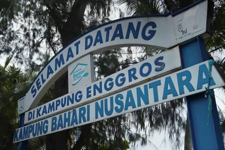 Astra dan Masyarakat Enggros Wujudkan Pemulihan Pesisir dan Pemberdayaan Kampung Adat Papua