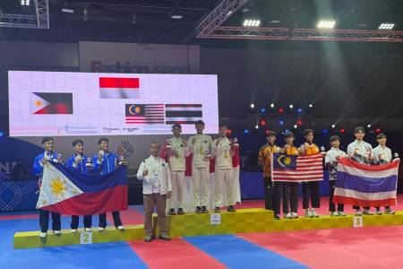 Emas Pertama Tim Taekwondo SEA Games 2025, Menpora Erick Ucapkan Selamat!