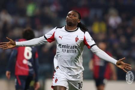 Kalahkan Cagliari 0-1, AC Milan Kembali ke Puncak Klasemen Liga Italia