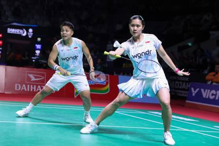 Kalahkan Pasangan China, Debut Manis Pasangan Lenny/Apriyani di Istora