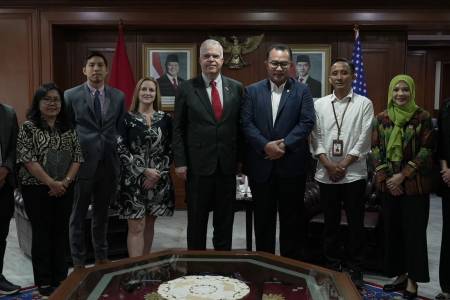 Kuasa Usaha Kedubes AS Bertemu dengan Ketua BRIN Prof. Arif Satria