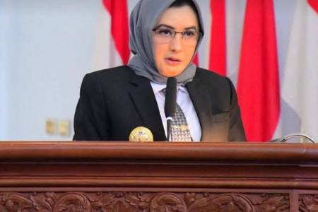 Bupati Pekalongan Fadia Arafiq Ditangkap di Semarang
