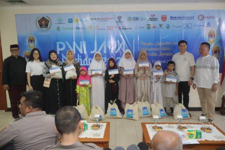 Ketum PWI Pusat Hadiri Buka Bersama dan Pemberian Santunan dari PWI Jaya