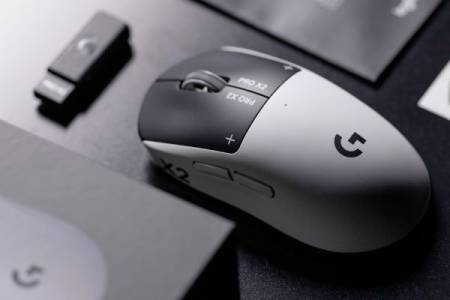 PRO X2 SUPERSTRIKE, Mouse Gaming Pertama Berteknologi Revolusioner SUPERSTRIKE di Indonesia