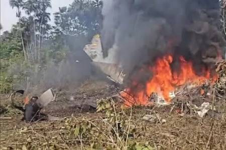 Pesawat Hercules Milik Militer Kolombia Jatuh dan Meledak, Korban Tewas 66 Orang