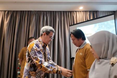 Diversifikasi Produk dan AI: Kunci Kemenperin Dongkrak Industri Kerajinan Cirebon