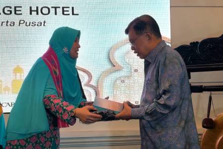 Jusuf Kalla Tekankan Peran Masjid dan Perempuan dalam Penguatan Ekonomi Umat