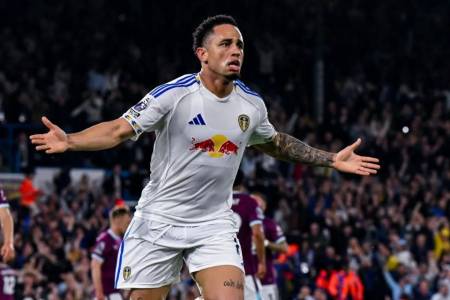 Liga Inggris: Gasak Burnley 3-1, Leeds United Jauhi Zona Degradasi