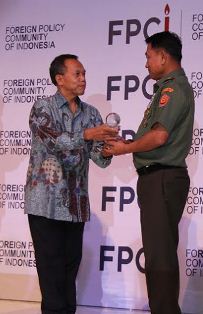Panglima TNI Moeldoko; Raih Penghargaan Dari FPCI