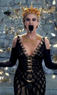 THE HUNTSMAN WINTER WAR; Tayang Midnight Show Malam Ini