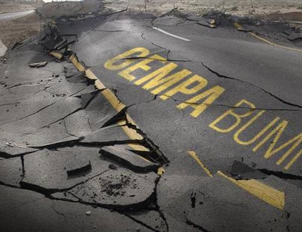 BMKG: Gempa Besar M5,8 Guncang Sukabumi