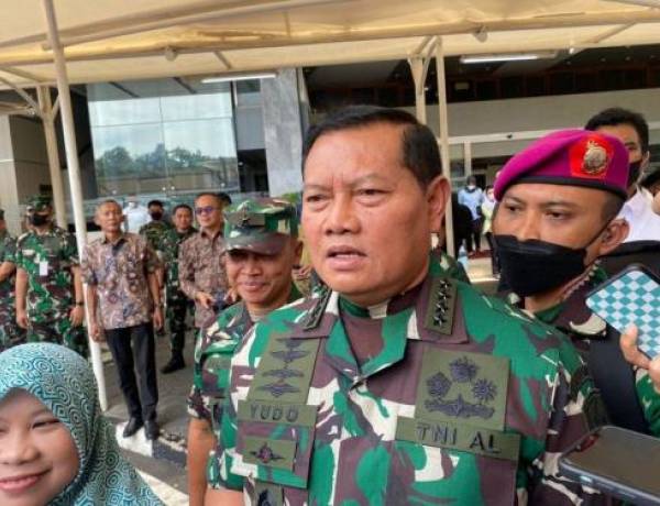 Pamglima TNI Yudo Margono: Upaya Bebaskan Pilot Susi Air Tanpa Operasi Militer