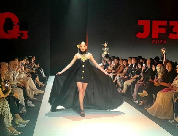 Simak! 3 Desainer IFC Tampilkan Koleksi Masa Kejayaan Majapahit di Panggung JF3 2024