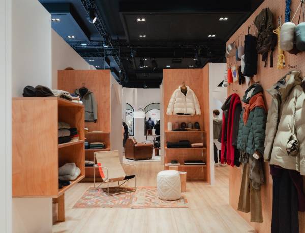 Rayakan Anniversary ke-40, UNIQLO Hadirkan Pameran The Art and Science of LifeWear di Paris