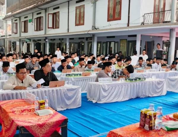 Pesantren Al Falah Tuan Rumah Bahtsul Masail le-24 Bahas islam Komtemporer