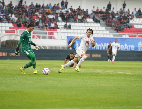 4 Saves Redondo Membawa Malut United Menang 3-1 di Markas PSIS