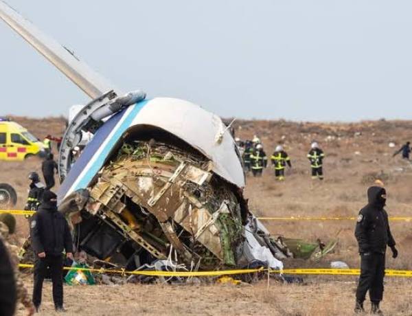 Tragis, Setelah Ditembak Rudal Pilot Azerbaijan Airlines Dilarang Mendarat di Rusia