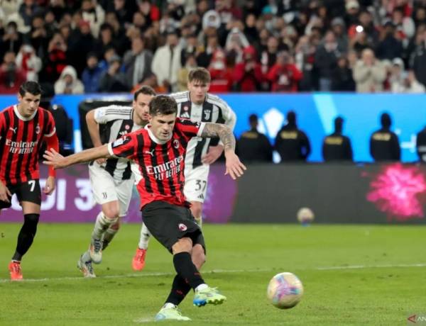 Semifinal Piala Super Italia: AC Milan Tundukkan Juventus  2-1  di Riyard Arab Saudi