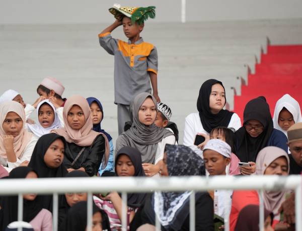 Malut United Hadirkan Kebahagiaan untuk Ratusan Anak Yatim Piatu di Bulan Ramadan