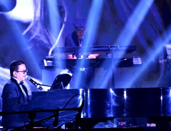 The Piano Man: Simfoni Kemanusiaan Dari Manado